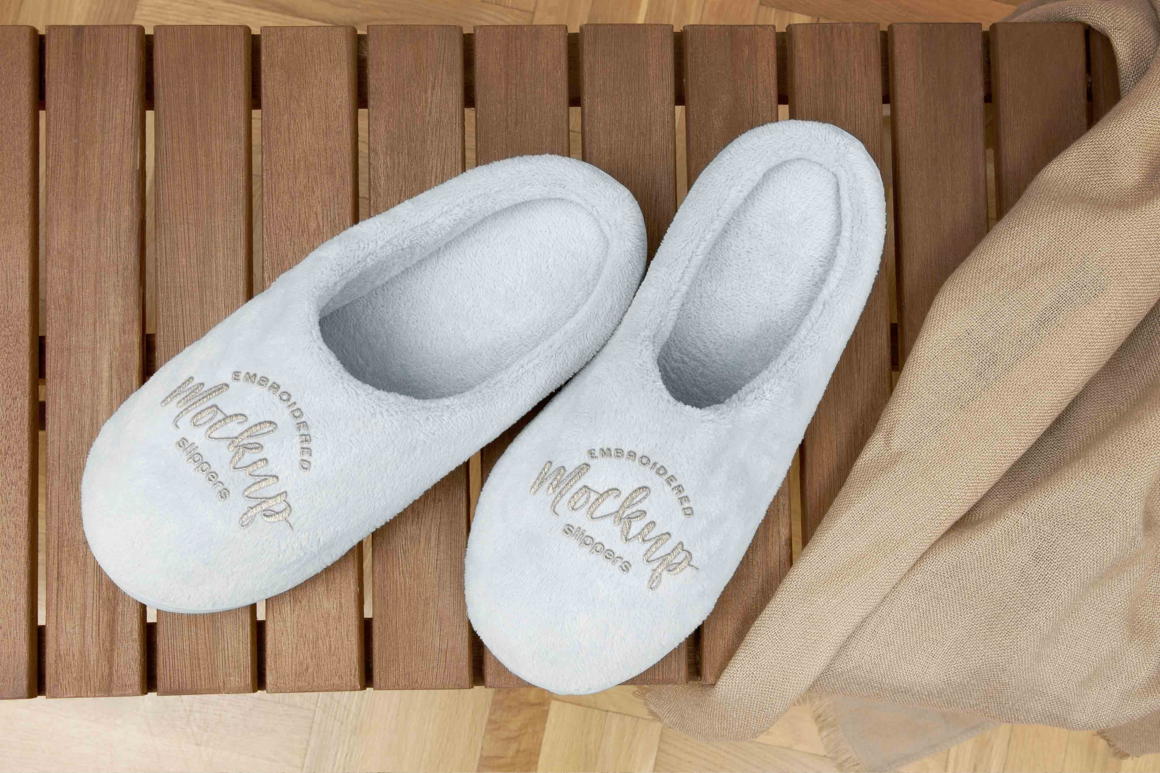 木地板拖鞋场景样机