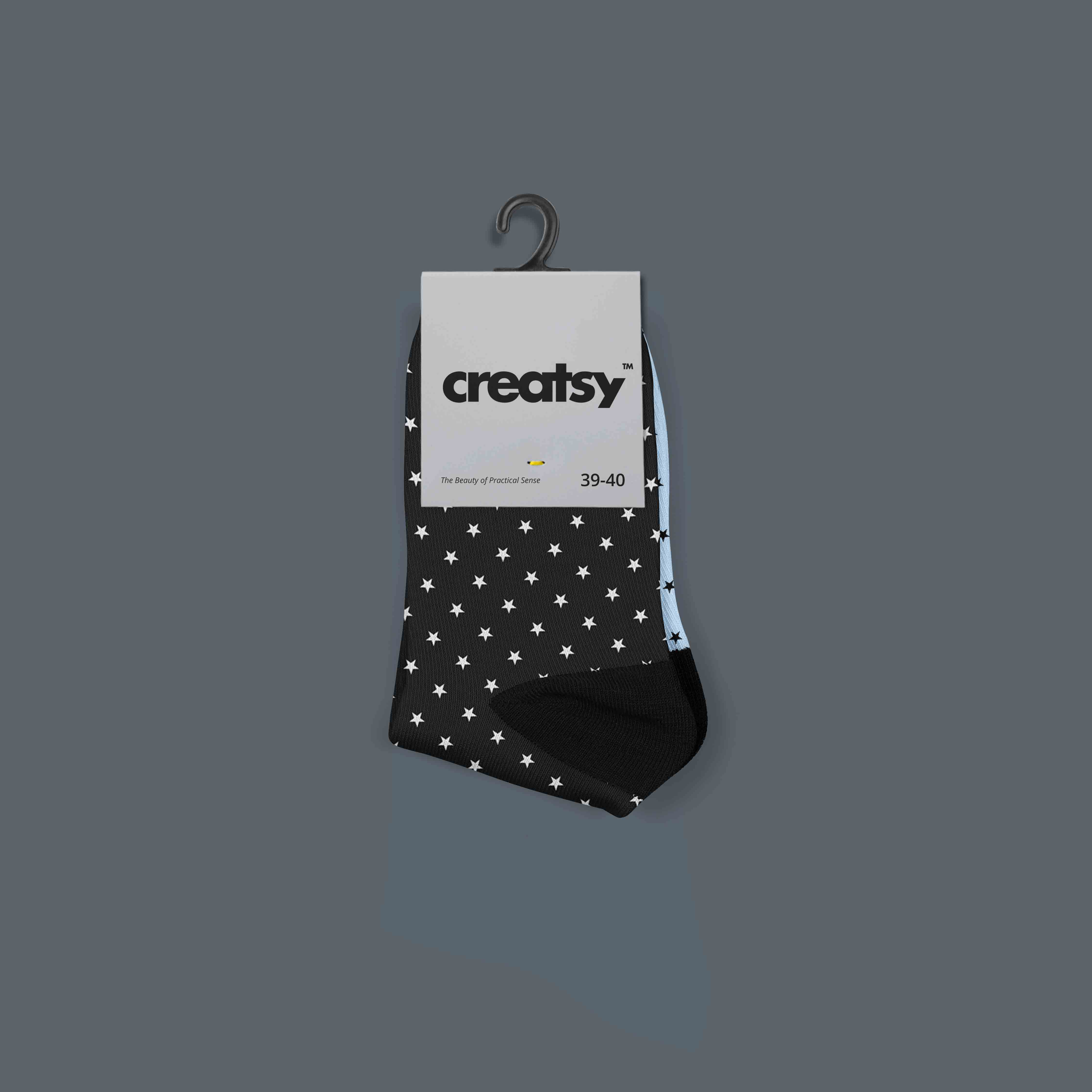 带标签短袜设计ps样机