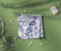 手帕设计场景PSD智能贴图样机