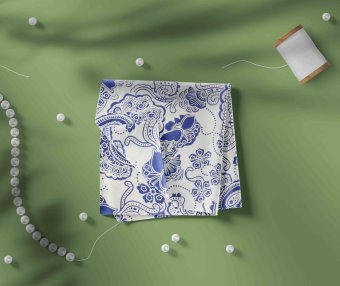 手帕设计场景PSD智能贴图样机