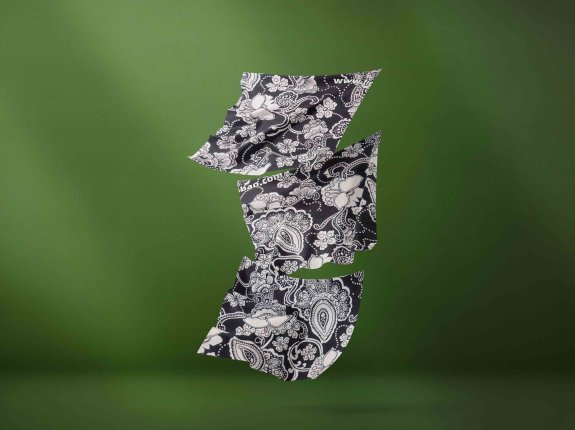 方巾设计效果展示PSD智能贴图样机素材