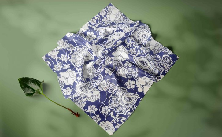 手帕设计效果PSD智能贴图样机